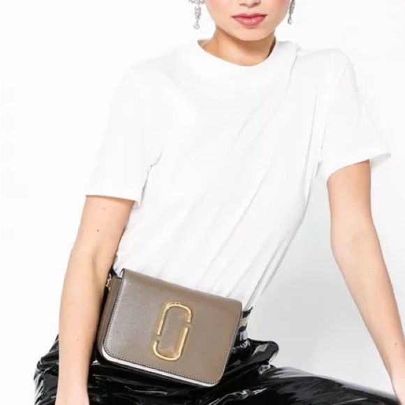 Marc Jacobs Hip Shot Leather Belt/Crossbody‎ Bag - Picture 3 of 13